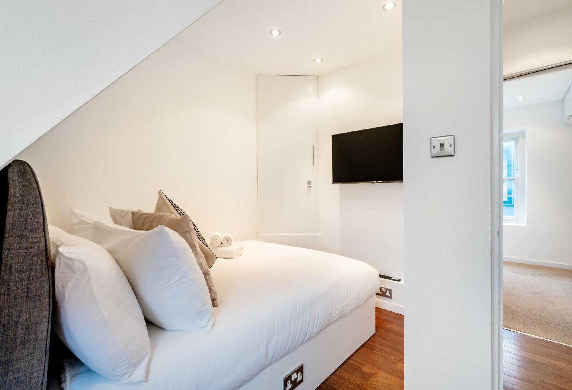Huge & Central 3 Bedr, 4 Beds, Covent Gdn Londra Dış mekan fotoğraf