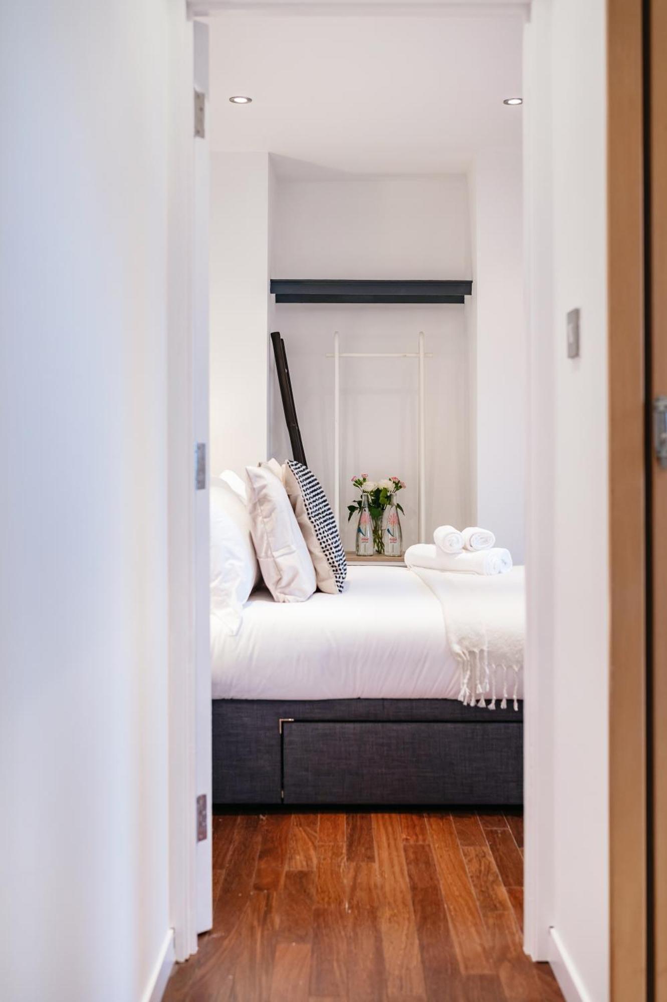 Huge & Central 3 Bedr, 4 Beds, Covent Gdn Londra Dış mekan fotoğraf